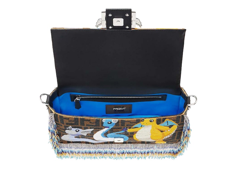 Lookbook Bolso Fendi x FRGMT x Pokémon Baguette Multicolor con cuentas.