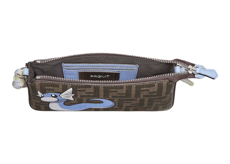 Lookbook Bolso Fendi x FRGMT x Pokémon FF Tela Baguette Multicolor/Azul Claro