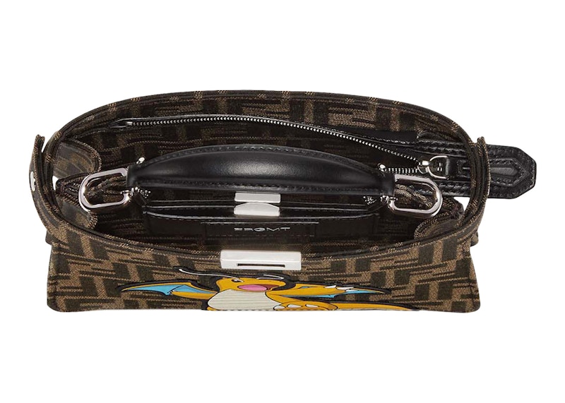 Lookbook Bolso Marrón Fendi x FRGMT x Pokémon FF Peekaboo ISeeU X-Cross Tela.