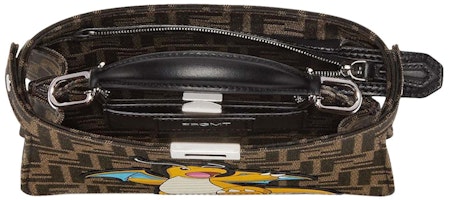 芬迪xFRGMTx精灵宝可梦FF织物Peekaboo ISeeU X-Cross棕色包 Lookbook 芬迪xFRGMTx精灵宝可梦FF织物Peekaboo ISeeU X-Cross棕色包