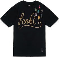 FENDI x Noel Fielding Baju T Longgar Cetakan Graffiti Hitam FY0936AH13F0748 Lookbook FENDI x Noel Fielding Baju T Longgar Cetakan Graffiti Hitam FY0936AH13F0748