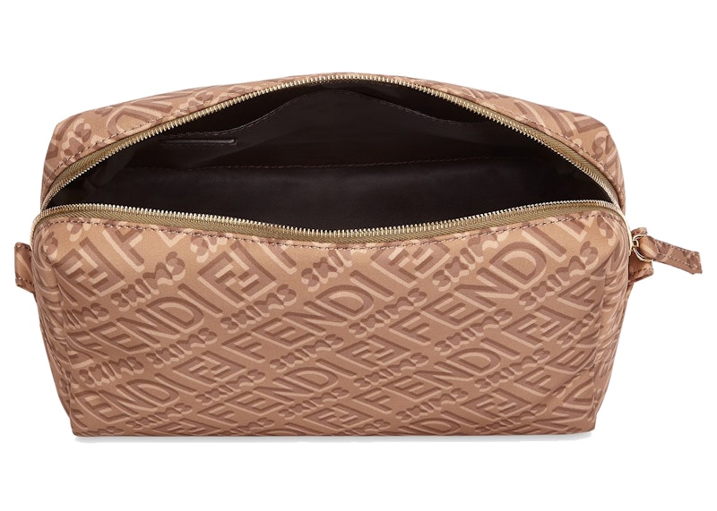 Lookbook Fendi x SKIMS 中號加州化妝包