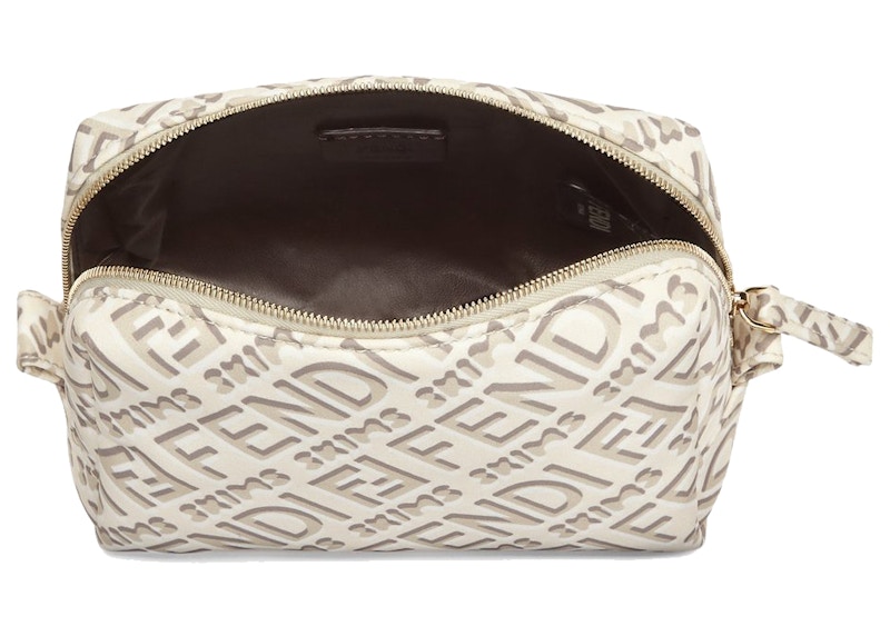 Lookbook Fendi x SKIMS 小號美容包 康乃狄克專用款