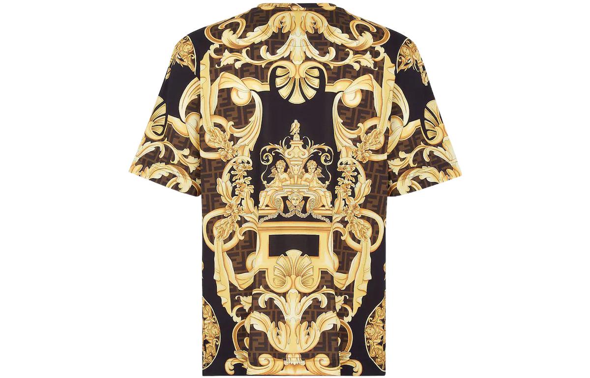 Lookbook FENDI x VERSACE 黑金圖案印花休閒T恤 FY0936AKDZF1440