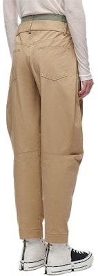 Pantalones Casuales Rectos y Sueltos de Cintura Media Feng Chen Wang. FS11TRO513 Lookbook Pantalones Casuales Rectos y Sueltos de Cintura Media Feng Chen Wang. FS11TRO513