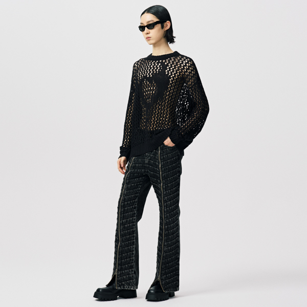 Purchase Feng Chen Wang Jersey Unisex Negro con Recortes de Corazón. FUS17KT12B