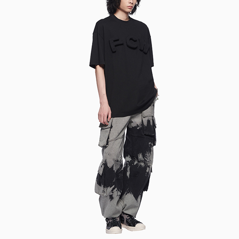 Details for Camiseta Negra Unisex Oversize Feng Chen Wang FW21 con Logo 3D. FF12TSH711B