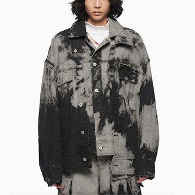 Chaqueta Vaquera Desestructurada Feng Chen Wang FW21 Negro/Gris Hombre. FF12JAC123 Shop Chaqueta Vaquera Desestructurada Feng Chen Wang FW21 Negro/Gris Hombre. FF12JAC123