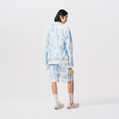 Pantalones cortos casuales azul degradado mid-waist unisex Feng Chen Wang. FUS17ST03 Details for Pantalones cortos casuales azul degradado mid-waist unisex Feng Chen Wang. FUS17ST03