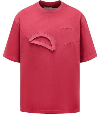 Camiseta Feng Chen Wang Roja Desestructurada 2-en-1 con Doble Cuello para Hombre. FMF16TS01 Order Camiseta Feng Chen Wang Roja Desestructurada 2-en-1 con Doble Cuello para Hombre. FMF16TS01