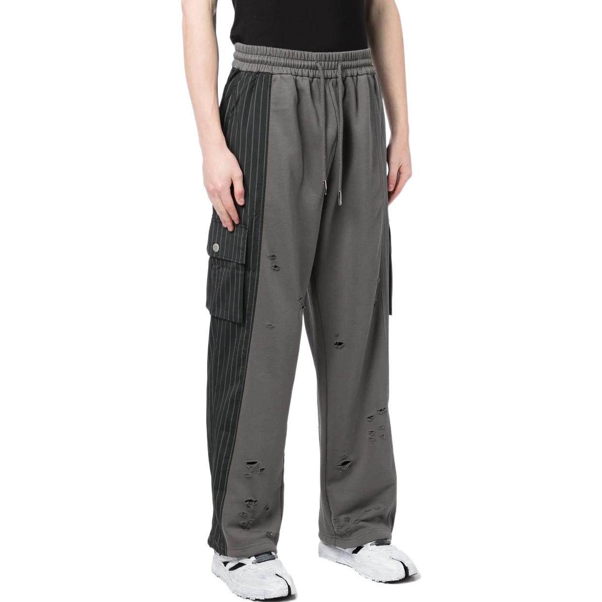 Purchase Pantalones Grises Rectos a Rayas de Talle Alto FENG CHEN WANG SS23 Hombre. FMS15TR10