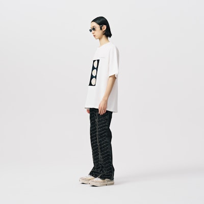 Camiseta Unisex Feng Chen Wang SS24 Blanca con Estampado de Hojas y Tinte Natural FMS17TS08W Purchase Camiseta Unisex Feng Chen Wang SS24 Blanca con Estampado de Hojas y Tinte Natural FMS17TS08W