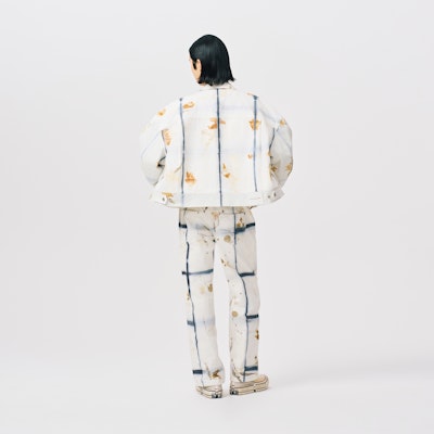 Chaqueta Unisex Negra Tie-Dye Oversized Feng Chen Wang Trabajo. FUS17JK25 Sizing Chaqueta Unisex Negra Tie-Dye Oversized Feng Chen Wang Trabajo. FUS17JK25