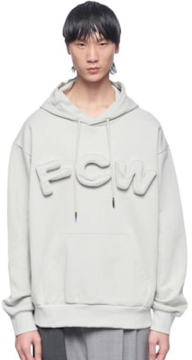 Sudadera Unisex FENG CHEN WANG Blanca con Diseño Patchwork. FF12HOO401 Lookbook Sudadera Unisex FENG CHEN WANG Blanca con Diseño Patchwork. FF12HOO401