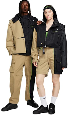 冯晨旺联名Nike FW23拼接解构连帽夹克男女同款黑色 DV3999-068 Shop 冯晨旺联名Nike FW23拼接解构连帽夹克男女同款黑色 DV3999-068