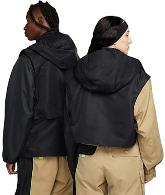 冯晨旺联名Nike FW23拼接解构连帽夹克男女同款黑色 DV3999-068 Details for 冯晨旺联名Nike FW23拼接解构连帽夹克男女同款黑色 DV3999-068