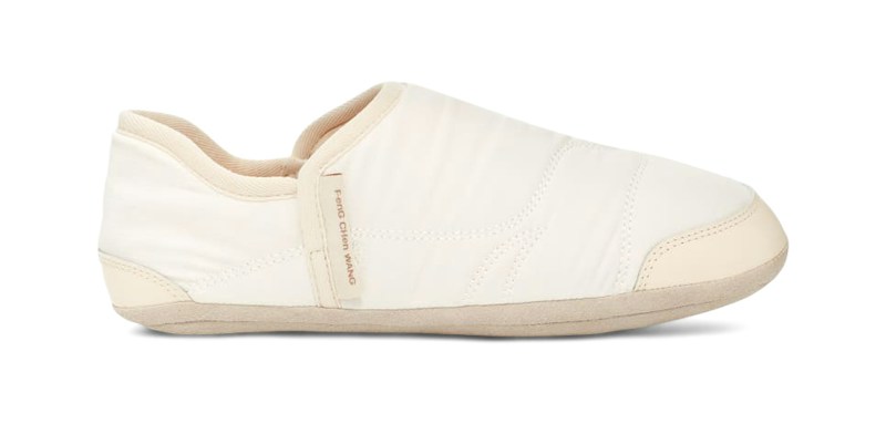 Lookbook Feng Chen Wang x UGG 可轉換 Tasman 奶油色休閒鞋 1154690-CRM