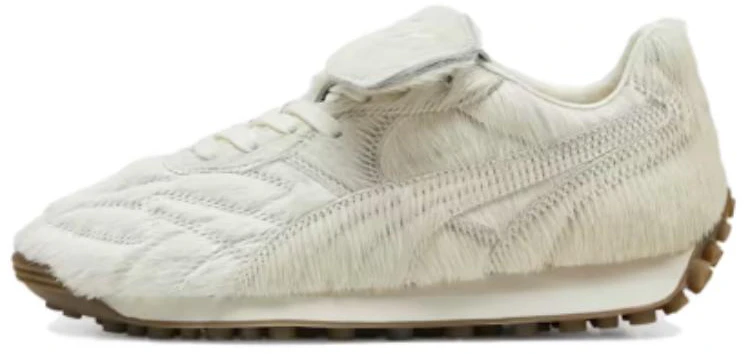 fenty-x-puma-avanti-pony-hair-low-top-breathable-running-shoes-white-mens-399814-02