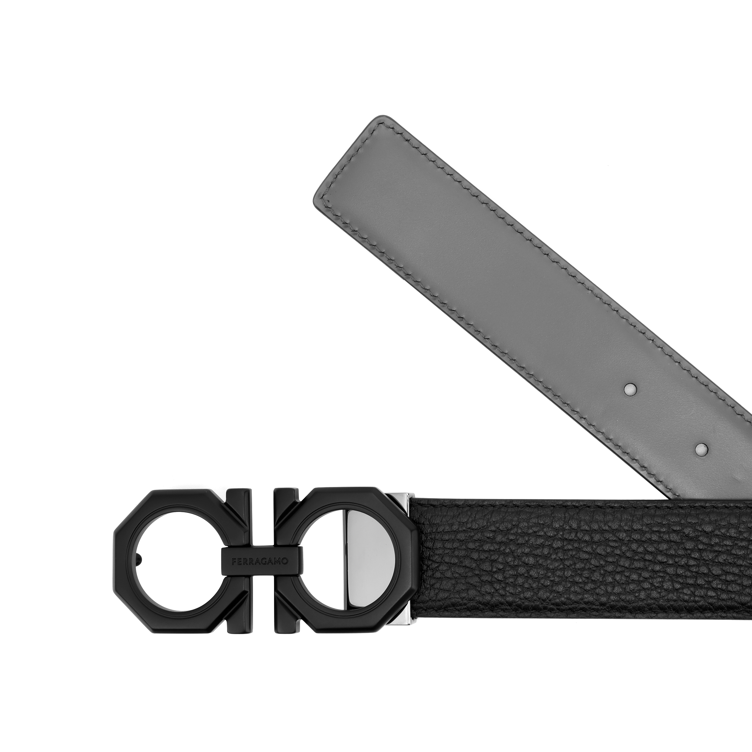 Purchase 菲拉格慕 黑色皮革腰带带雕刻扣，宽3厘米。 6702660765786NERDA