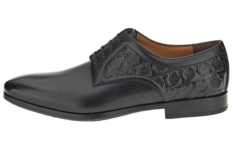 フェラガモ ブラックテック生地スニーカー 020173-742175を購入