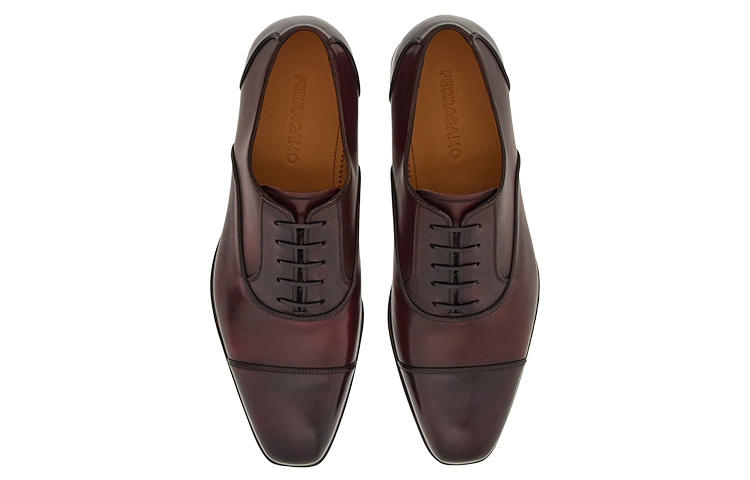 Lookbook FERRAGAMO Derby ''Nodo Viola'' 021368-762367