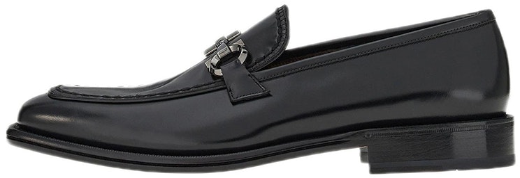 ferragamo-ferragano-gancini-moccasin-black-calfskin-020576-750861