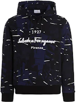 FERRAGAMO FW22 Blue Sweatshirt with Paint Effect Lettering Design 0754333GOLFOBLUE FERRAGAMO FW22 Blue Sweatshirt with Paint Effect Lettering Design 0754333GOLFOBLUE