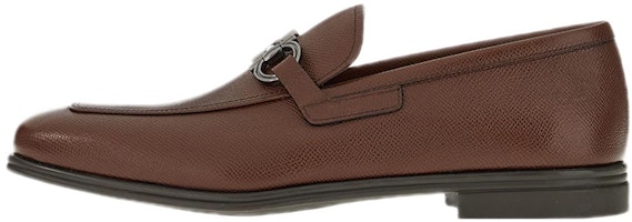 FERRAGAMO Gancini 'Fashionable Brown Leather Loafers' 02C041-753144 FERRAGAMO Gancini 'Fashionable Brown Leather Loafers' 02C041-753144