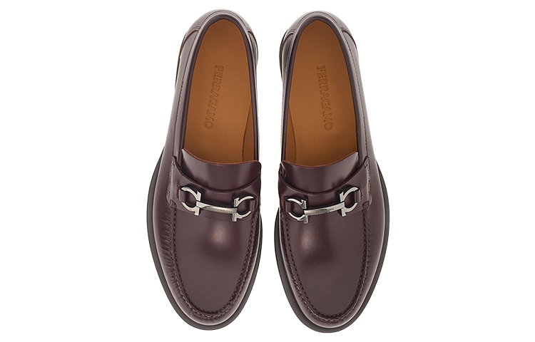 Lookbook FERRAGAMO Gancini 'Purple Buckle Detail' 021606-762691