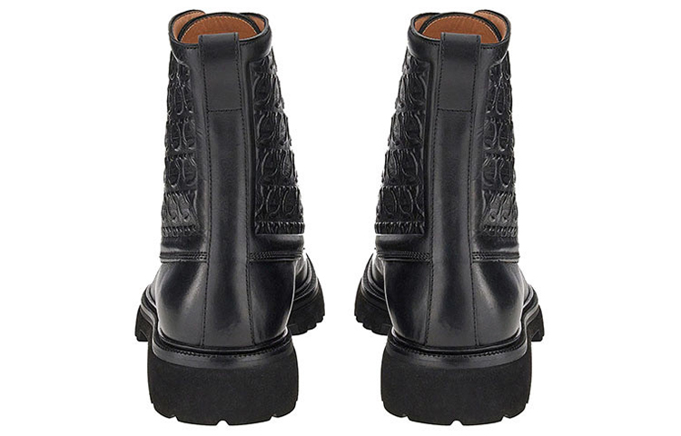 Shop FERRAGAMO Kasut Kulit Gancini Lace-Up 'Hitam' 020457-745376