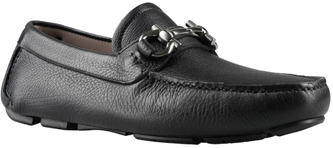 菲拉格慕 Gancini '黑色皮革'乐福鞋 02C398-755610 Lookbook 菲拉格慕 Gancini '黑色皮革'乐福鞋 02C398-755610