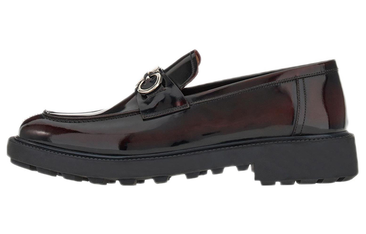 Buy FERRAGAMO菲拉格慕 Gancini 皮革飾面搭扣套腳樂福鞋 男款 紅黑色
