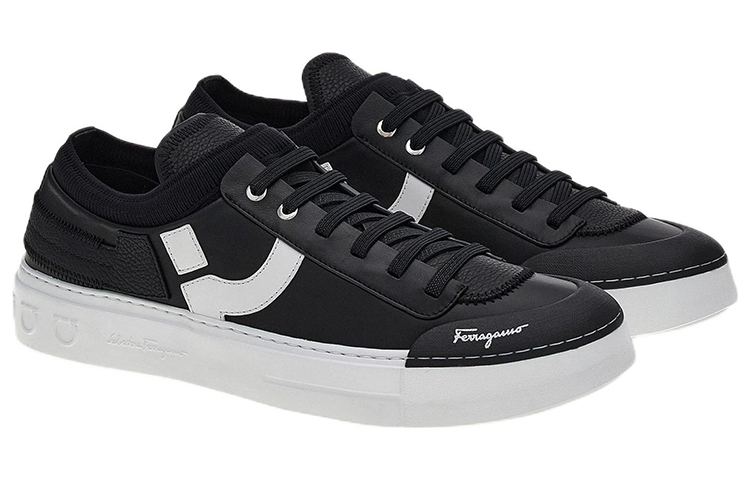 FERRAGAMO Gancini Low-Top Sneaker 'Black Leather' 圖 2