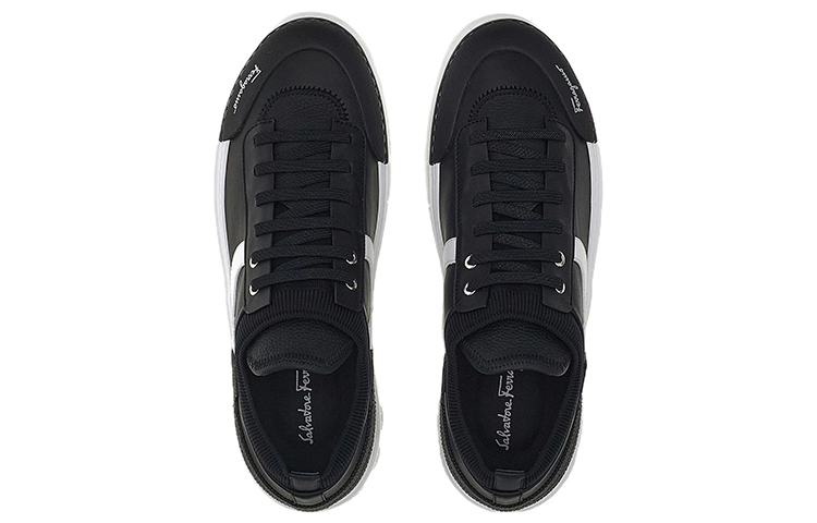 FERRAGAMO Gancini Low-Top Sneaker 'Black Leather' 圖 3