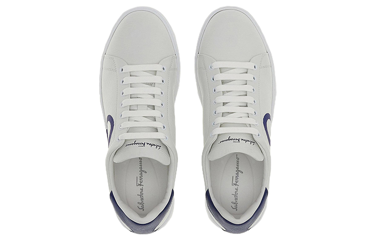 Lookbook 페라가모 간치니 로우탑 스니커즈 '화이트 블루' 020489-753086