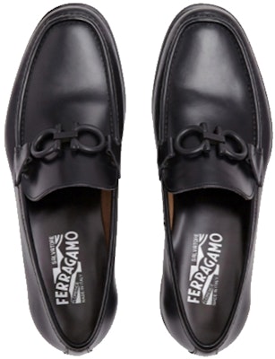 FERRAGAMO Gancini Moccasin 'Gesper Hitam' 02C506-732384 Lookbook FERRAGAMO Gancini Moccasin 'Gesper Hitam' 02C506-732384