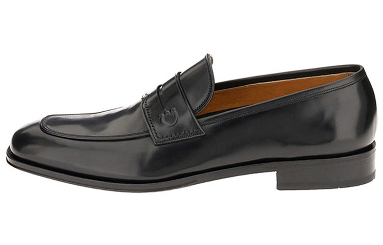 Buy Mocasín FERRAGAMO Gancini 'Piel de Ternera Negra' 020392-745221