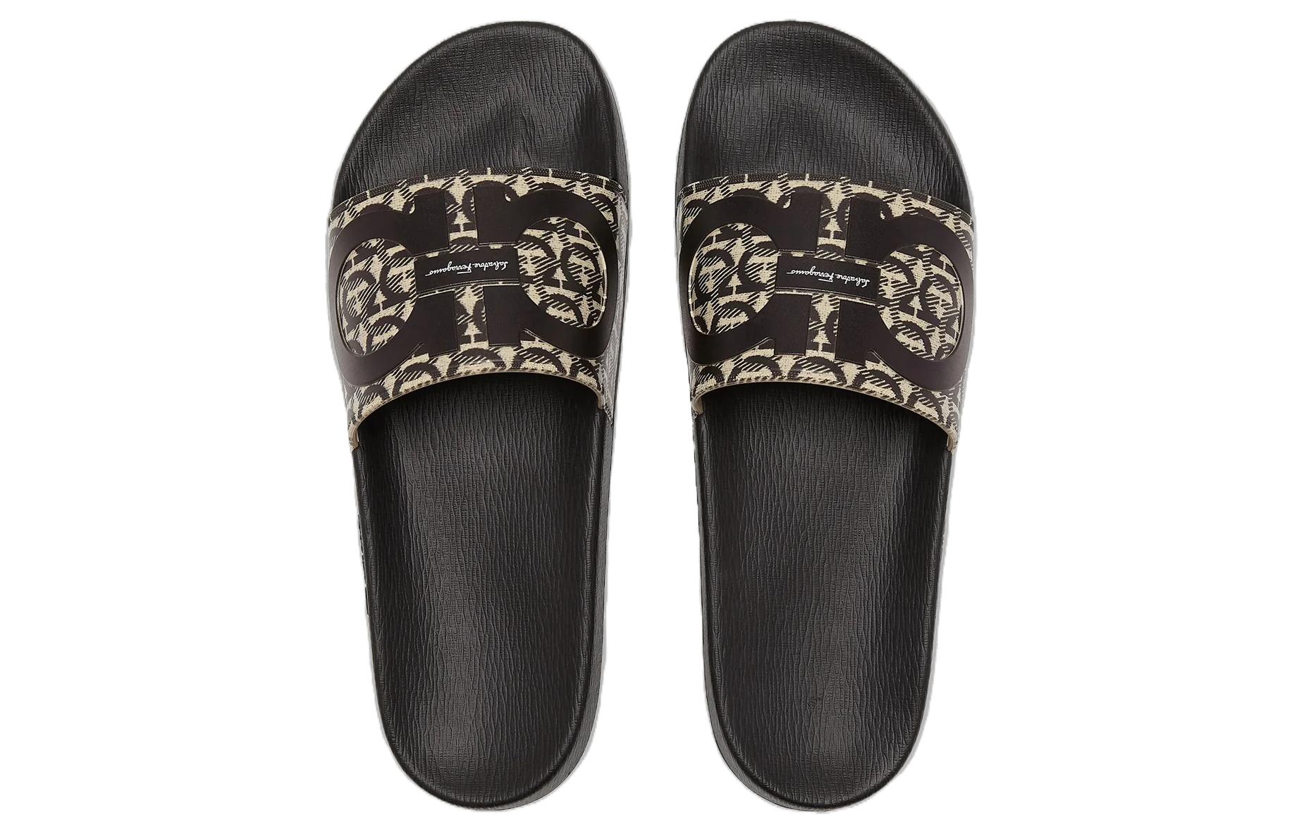 Shop 페라가모 간치니 슬라이드 '블랙 레더' 02C308-729248