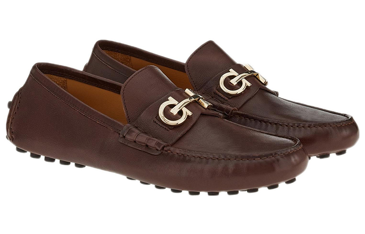 Lookbook FERRAGAMO Gancini 一脚蹬休闲鞋‘深棕色’ 020983-758350