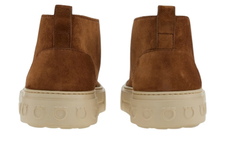 FERRAGAMO Gancini Suede Desert Boots 'Brown' 圖 4