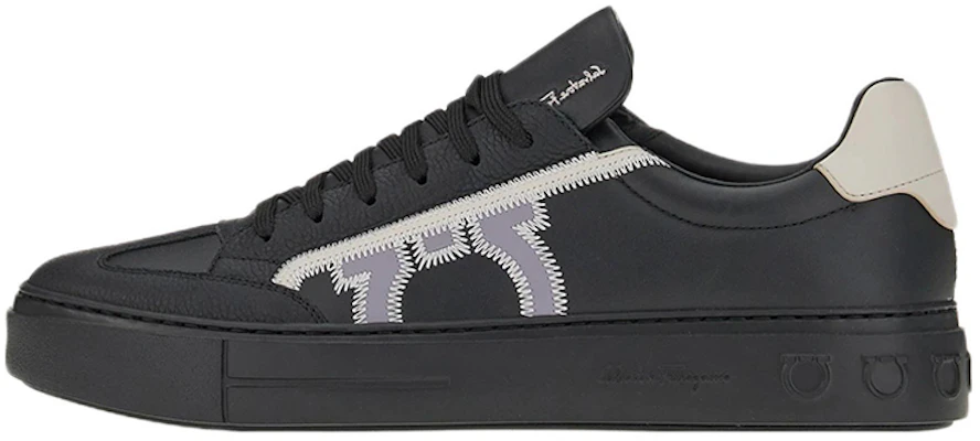Sneakers Basses à Lacets en Daim Noir Gris Ferragamo Gancini Homme 02B726 753141 Buy Sneakers Basses à Lacets en Daim Noir Gris Ferragamo Gancini Homme 02B726 753141
