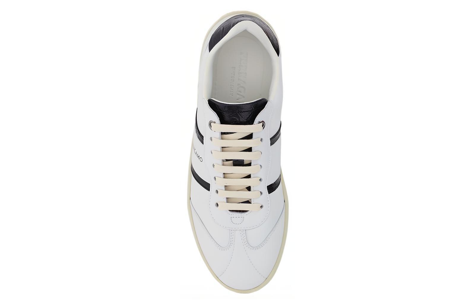 Shop FERRAGAMO Kulit Kasut Rendah 'White Lace-Up' 022170-766323