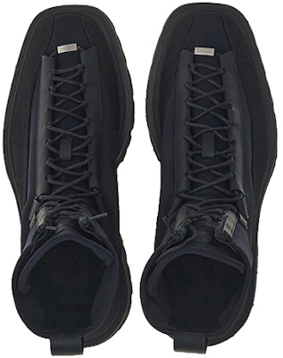 FERRAGAMO Kasut But Kulit Tenun Bertali untuk Aktiviti Luar 'Hitam' 021381-760644 Lookbook FERRAGAMO Kasut But Kulit Tenun Bertali untuk Aktiviti Luar 'Hitam' 021381-760644