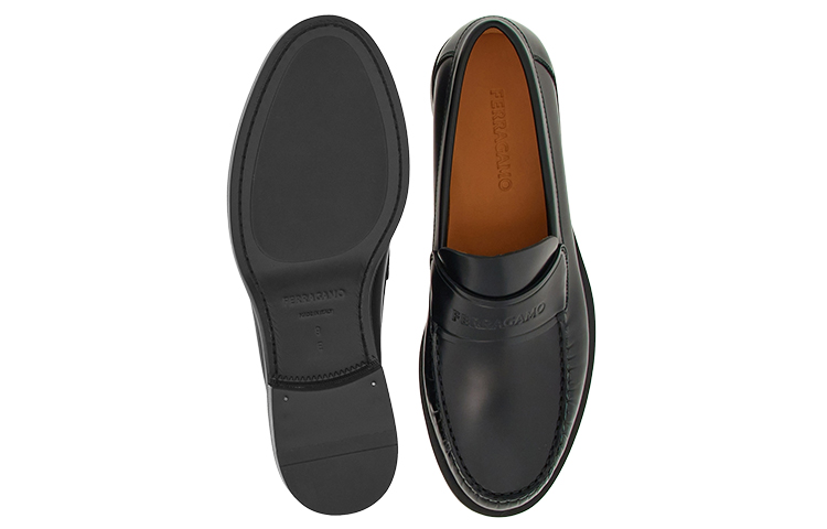 Purchase Mocasín FERRAGAMO 'Decoración de Logo Negro' 021722-762700