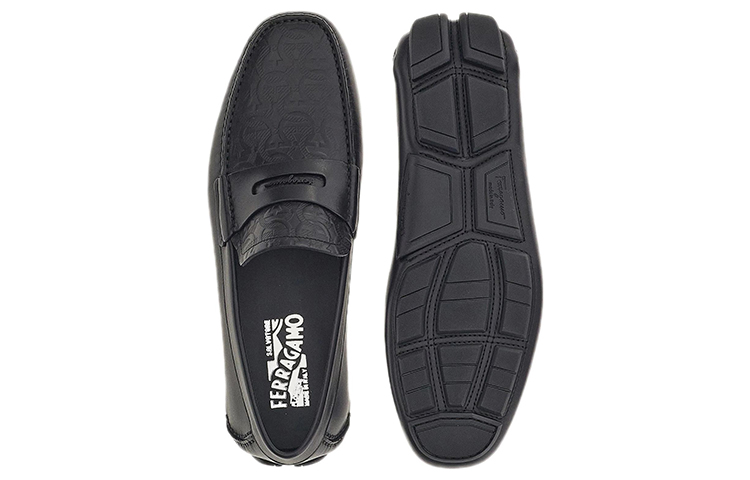 Purchase FERRAGAMO Loafers 'Kulit Anak Sapi Hitam' 020356-753192