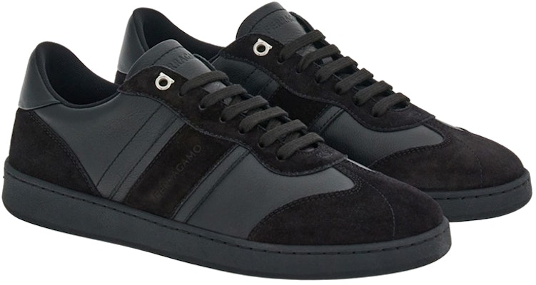 フェラガモ ベルベットレザースニーカー (黒) 021572-765745 Lookbook フェラガモ ベルベットレザースニーカー (黒) 021572-765745