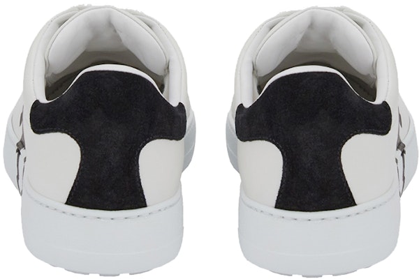 FERRAGAMO Sepatu Low Top 'Cetak Hitam Putih' 020489-747213 Shop FERRAGAMO Sepatu Low Top 'Cetak Hitam Putih' 020489-747213
