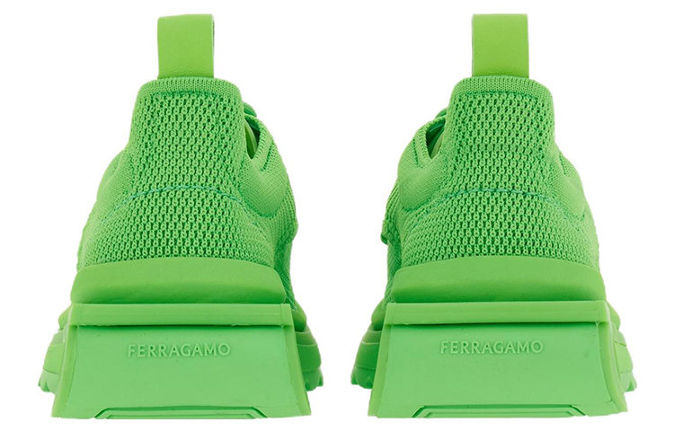 Shop FERRAGAMO 绿色低帮系带鞋 021285-762761