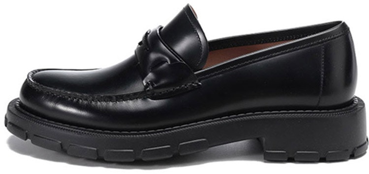 ferragamo-magnum-black-leather-loafers-020620-750527