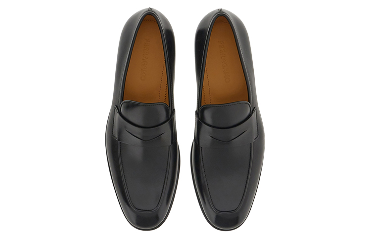 Lookbook FERRAGAMO Penny Loafer 'Negro' 021668-762627